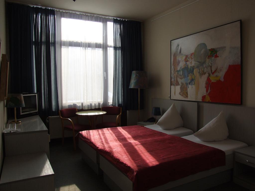 Berlin Art Hotel Guiumri Quarto foto